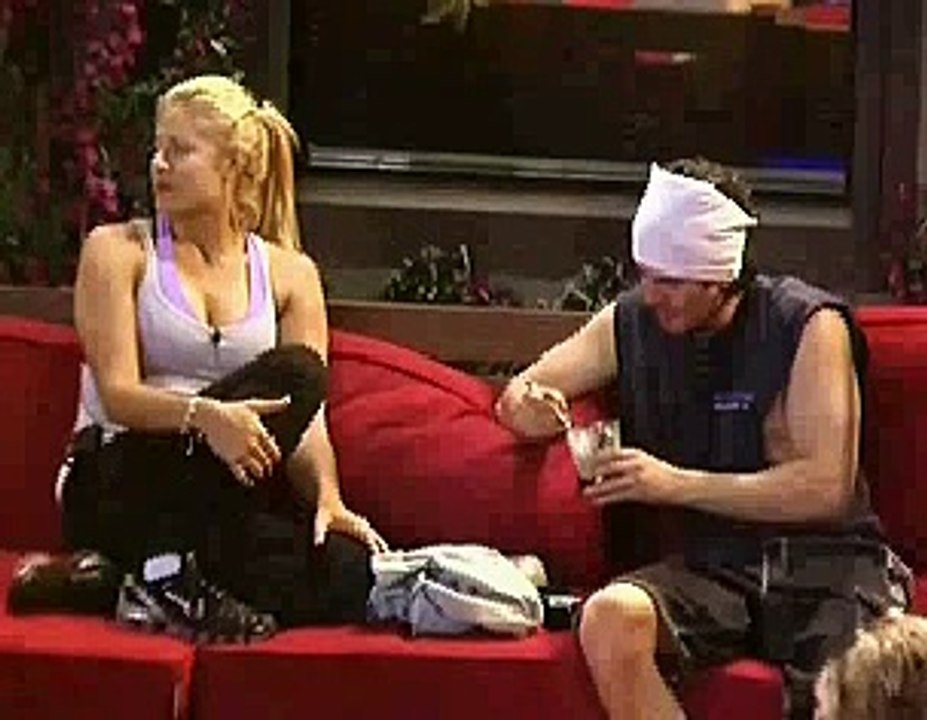 Janelle & Will feeding each other ice cream