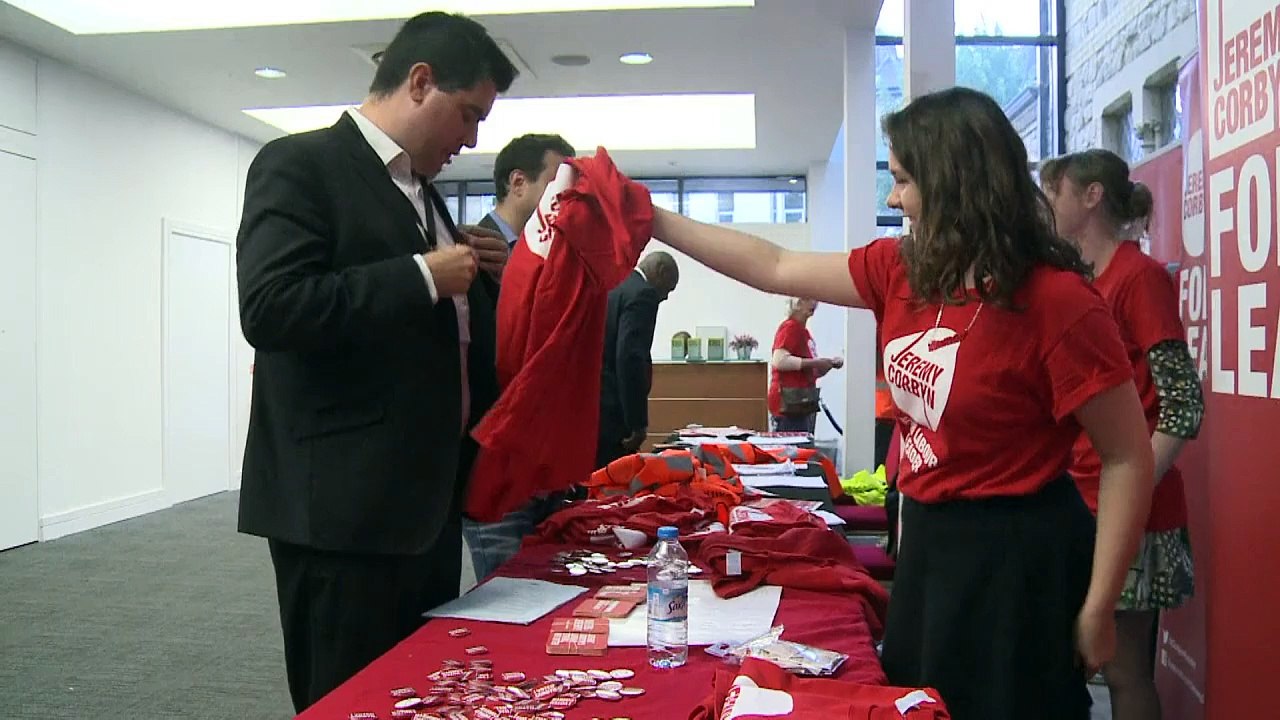 Jeremy Corbyn veut "changer la politique au Royaume-Uni"