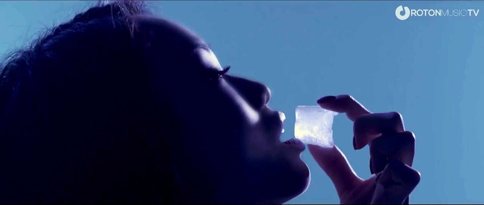 Akcent feat Lidia Buble - Andale