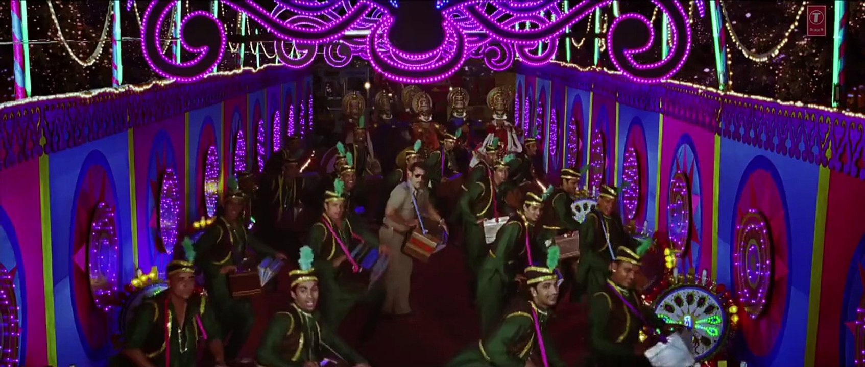 Dagabaaz Re Dabangg 2 Full Video Song  - Salman Khan, Sonakshi Sinha