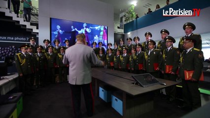Les Chœurs de l'Armée Rouge chantent Katioucha en live au Parisien