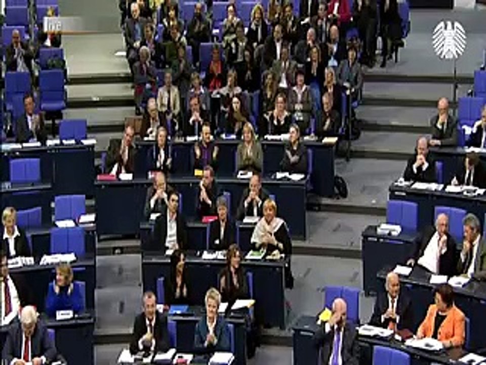 Oppositionsrede von Jürgen Trittin zu Merkels Regierungserklärung vom 10.11.2009 Teil A.avi