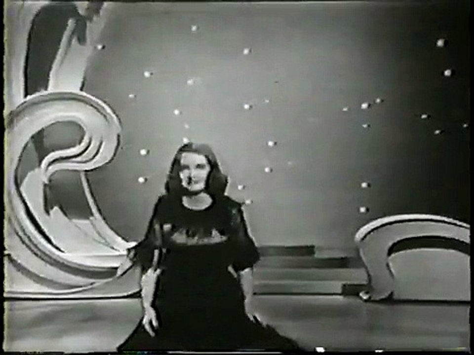 BETTE DAVIS Sings SINGLE On HOLLYWOOD PALACE 1965