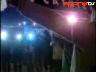 Beşiktaş taraftarı Metris Cezaevi'ne akın etti!