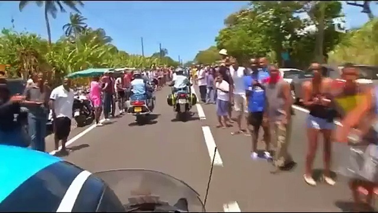 2015/08/07 08h00 France Ô► 65ème Tour Cycliste de Guadeloupe Vendredi 07 Août 2015 Cyclisme 971