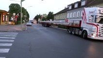 Lanz Sondertransport Träger Messe Wels Kreuzung Sbg St Kienzlstr  Fahrer Perau Stefan Scania 620