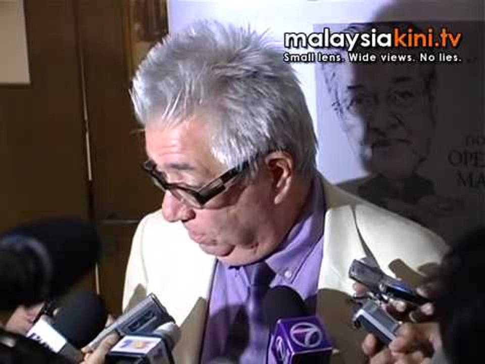 Author denies new Mahathir book a PR exercise