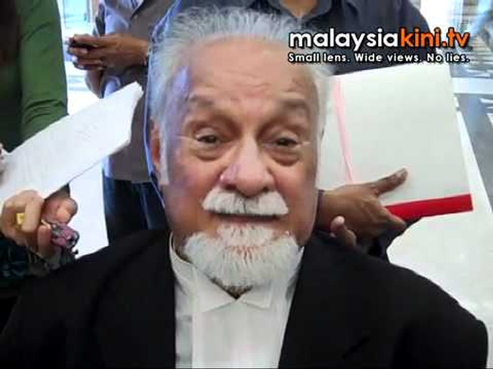 Karpal wants CJ tried over 'bribe' remark