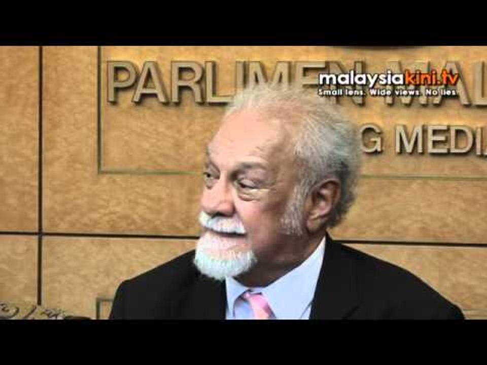 Speaker orders Karpal Singh out of Dewan