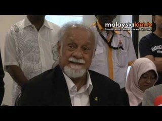 Karpal to Nazri: I may be 3rd class but you've no class