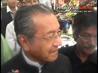 Mahathir: Sodomy II 'not entrapment'