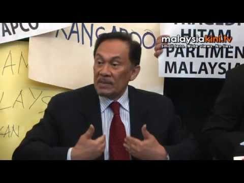 Ruckus and placards in Parliament over suspension debate (part 1)