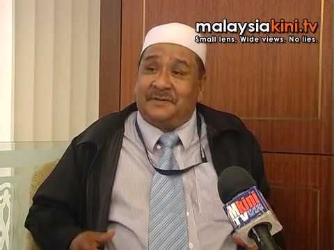 Anwar supporter apologises over crumpled memo