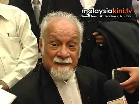 Anwar fails in bid for statements