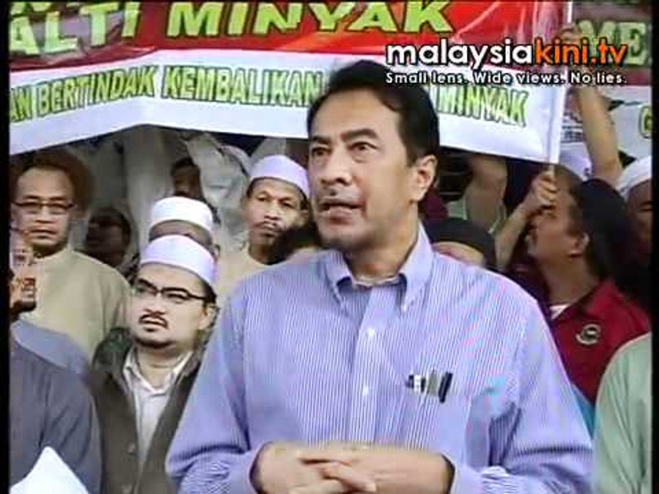 Kelantan sues Petronas over oil royalty