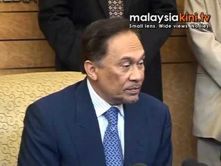 Anwar: Umno threatened by Pakatan's popularity