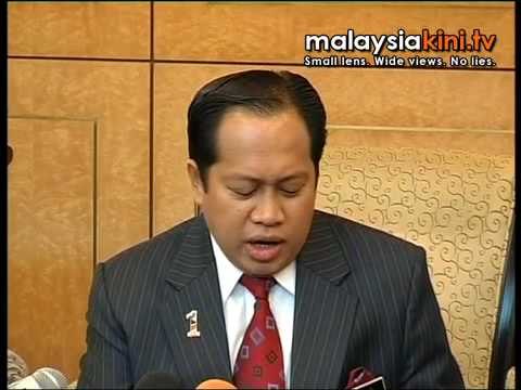 Gov't admits RM2.7 bil plunge in Felda reserves