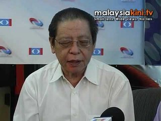 Video herunterladen: Wan Azizah: Khalid Ibrahim secure as S'gor PKR chief