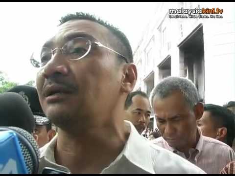 Hishammuddin visits torched church