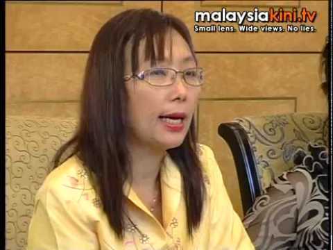 Cops arrest female tourist