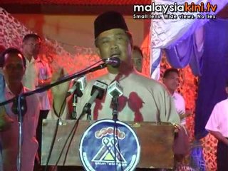 Muhyiddin hantam Nik Aziz lagi