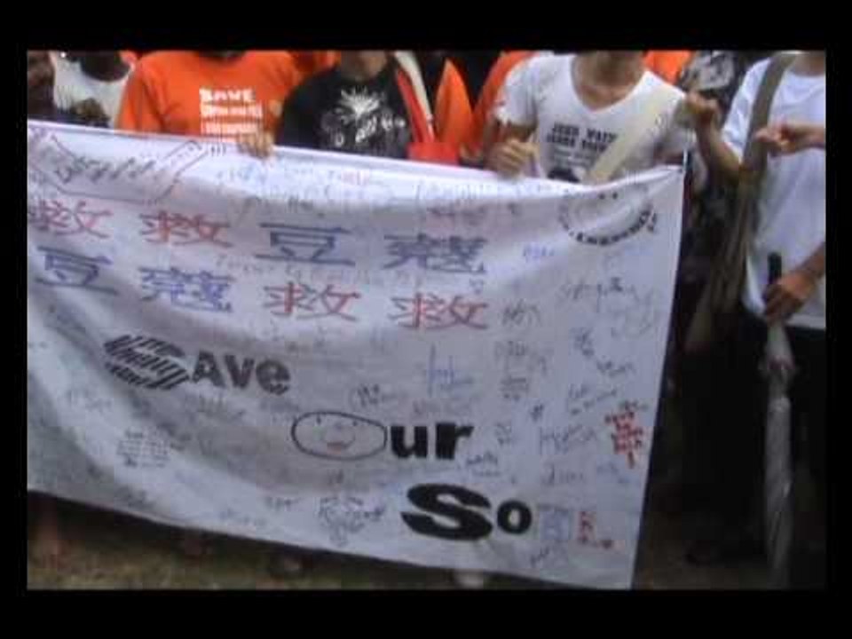 USM students at Kg Buah Pala