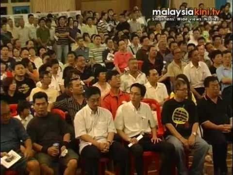 Memorial services draw hundreds