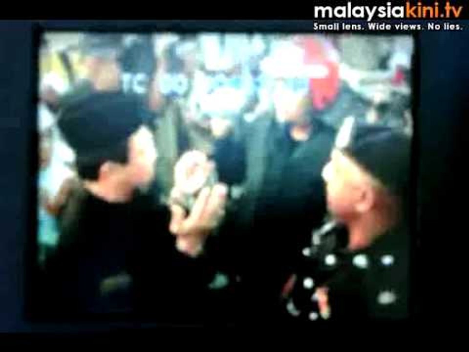 Heavy security mar Nizar's return to work