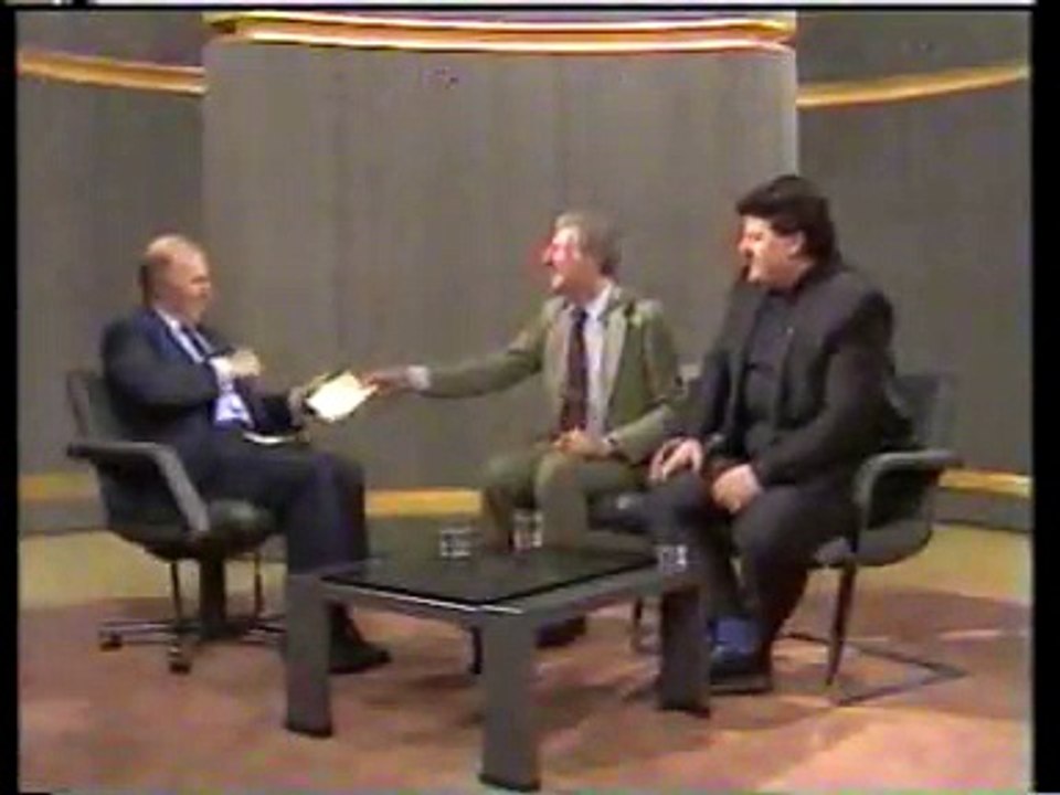 The Late Clive James (1988) 3/4  with Jonathan Miller