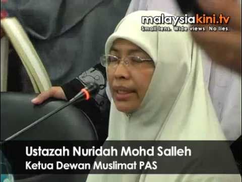 Nude pix - political motives