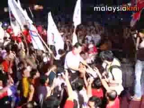 DAP draws a record 30,000 crowd