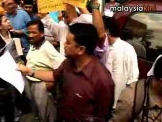 Lagi demo bantah harga minyak