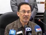 Anwar: Defections to proceed as planned