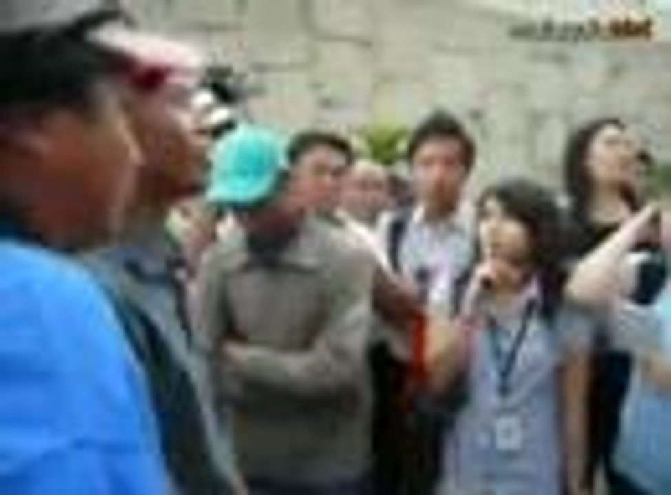 Cheras residents in stand-off to protect toll-free road