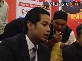 Cyber war is on says Umno youth deputy head