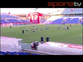 İşte Kuyt'u tanınmaz hale getiren pozisyon!