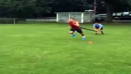 Podolski boş durmuyor!