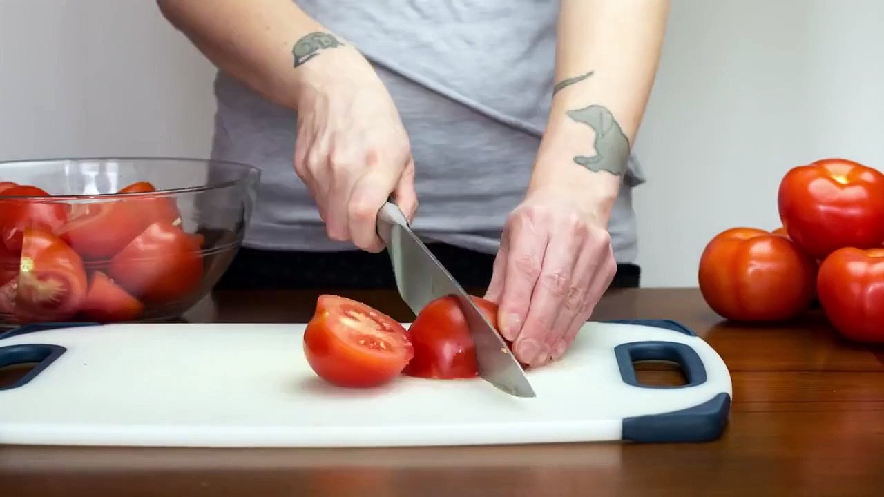 Chem-lapsed: Tomato Juice Rainbow