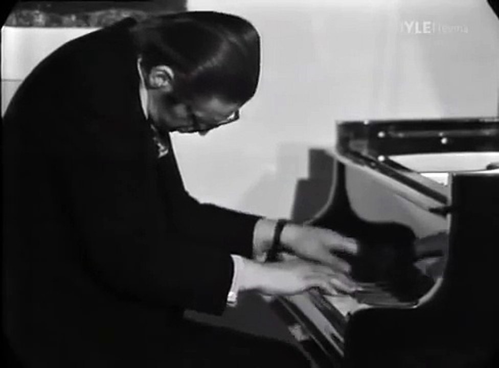 1970- Bill Evans, Eddie Gomez, Martin Morrel- Interview & Concert