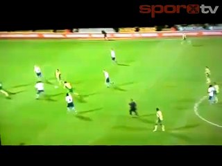 İngiltere Lig Kupası'na Elmander damgası!