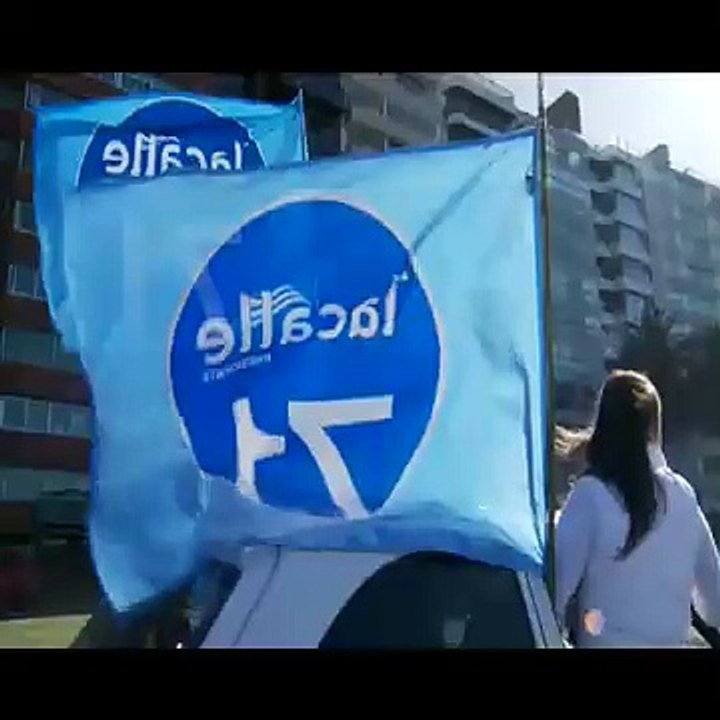 Spot - UNA. Caravana con la 71 de Fiesta