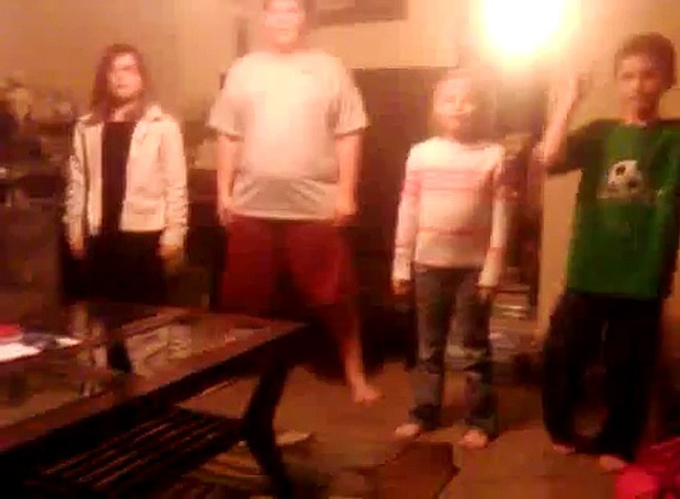 Chicken Dance by 4 kids | chicken dance for kids