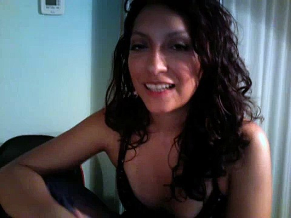 LIVE CHAT... every sunday  @1PM CENTRAL TIME WWW.VALSARTDIARY.COM
