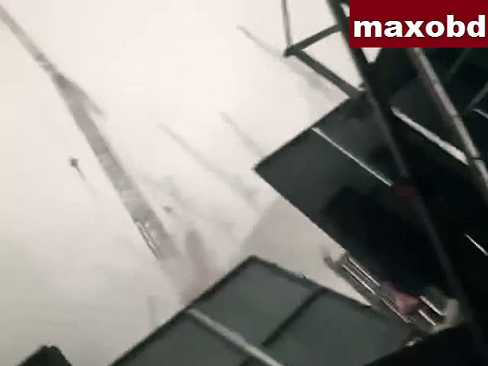 Crane collapse moment at Grand Mosque (Kabe) in Mecca - 11 09 2015 -