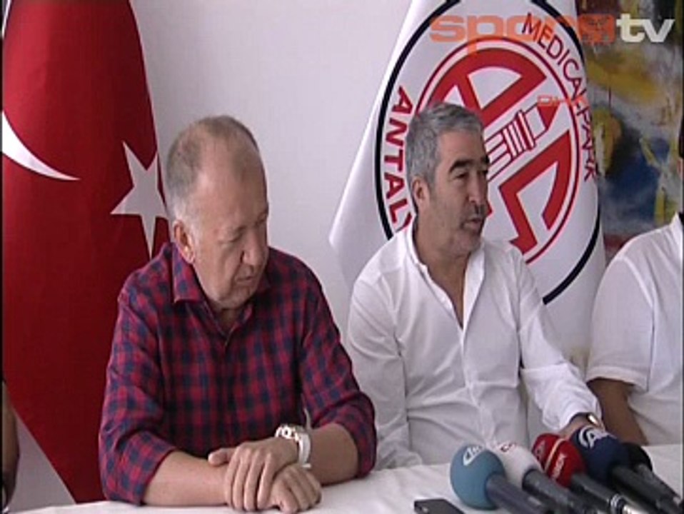 Samet Aybaba imzayı attı