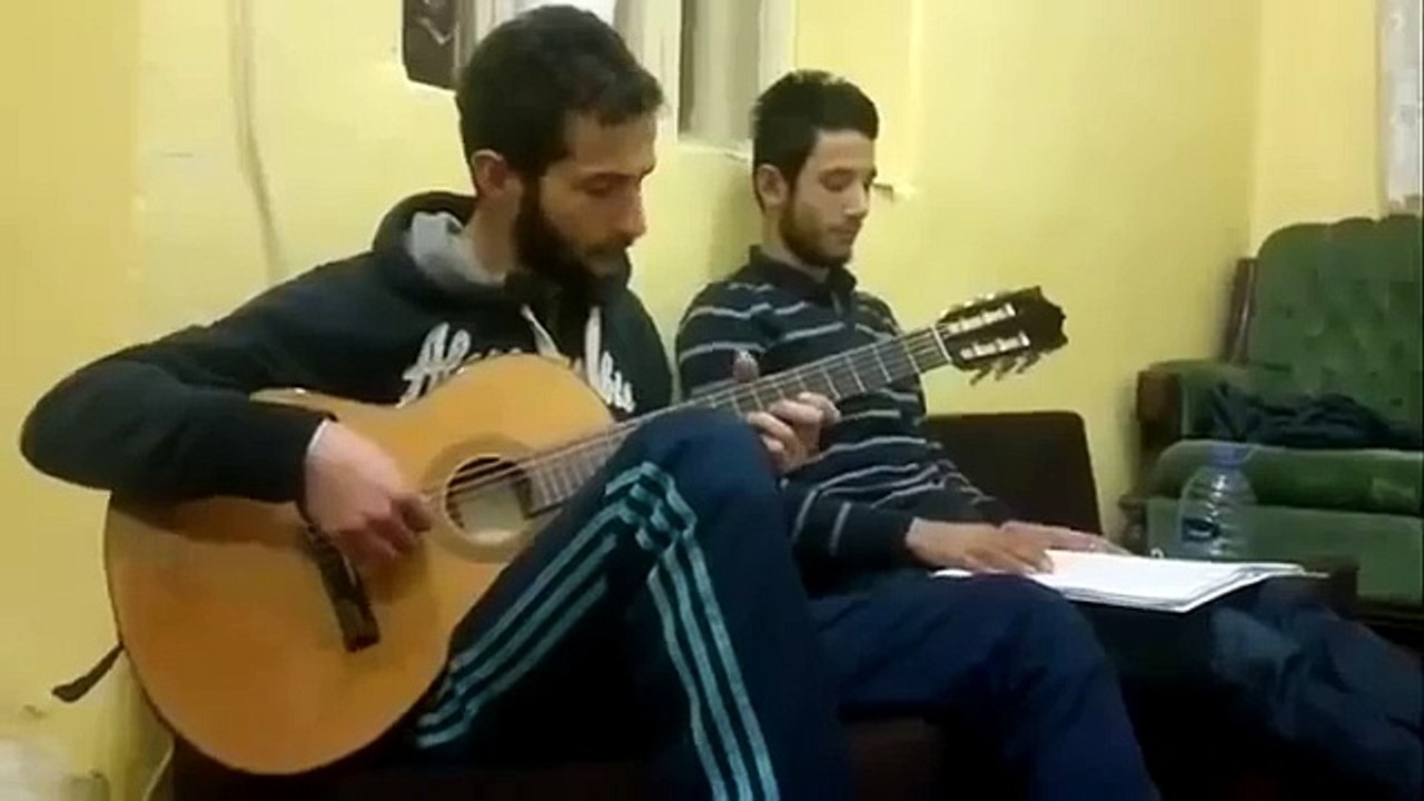 Düşlerde Sevdim Seni Söyleyemedim Eylem Aktaş