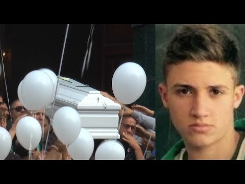 Napoli - Genny Vive , i funerali del 17enne ucciso alla Sanità -live- (11.09.15)