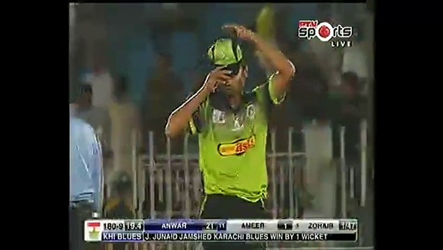 Anwar Win the match for Karachi Blues with a huge six