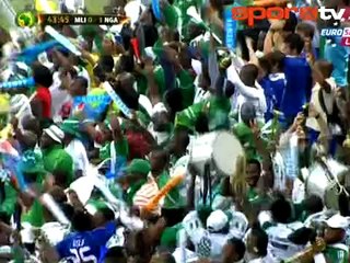 Emenike Nijerya'yı finale uçurdu!