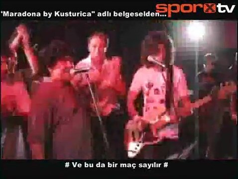 Maradona şarkısını söylüyor! Çok duygusal ve tarihi anlar!..